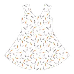 Cute Bunnies and carrots pattern, light colored theme Long Sleeve Velvet V Front