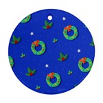 Christmas pattern with wreaths Ornament (Round)