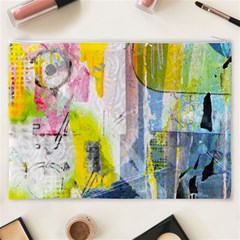 Graffiti Graphic Cosmetic Bag (XXXL) from ArtsNow.com Back