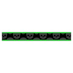 Deathrock Skull Make Up Case (Small) from ArtsNow.com Zipper Tape Back