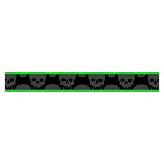 Deathrock Skull Make Up Case (Large) from ArtsNow.com Zipper Back