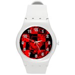 Red Grunge Skull Round Plastic Sport Watch (M)
