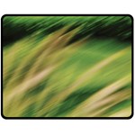 Color Motion Under The Light Fleece Blanket (Medium) 