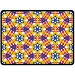 Wavey shapes pattern                                                             Fleece Blanket