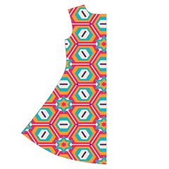 Hexagons and stars pattern                                                                    Short Sleeve V Back Left
