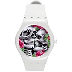 Black Skulls Red Roses Round Plastic Sport Watch (M)