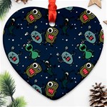 Monster-alien-pattern-seamless-background Ornament (Heart)