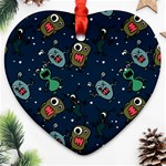 Monster-alien-pattern-seamless-background Ornament (Heart)