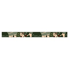Christmas Vector Seamless Tree Pattern Wristlet Pouch Bag (Small) from ArtsNow.com Strap Inside