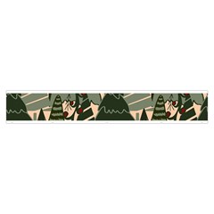 Christmas Vector Seamless Tree Pattern Make Up Case (Medium) from ArtsNow.com Zipper Front