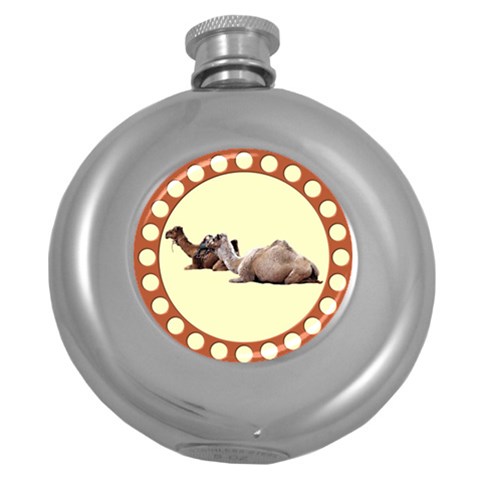 Sitting camels Hip Flask (5 oz) from ArtsNow.com Front