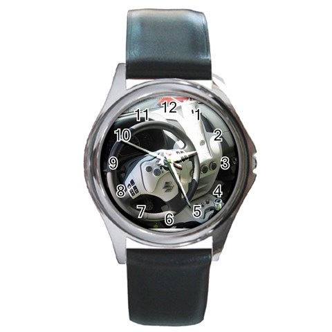 1 Round Metal Watch from ArtsNow.com Front
