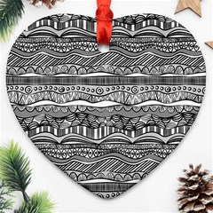 Ethno Seamless Pattern Heart Ornament (Two Sides) from ArtsNow.com Back
