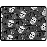 Skull Skeleton Pattern Texture Fleece Blanket (Large)