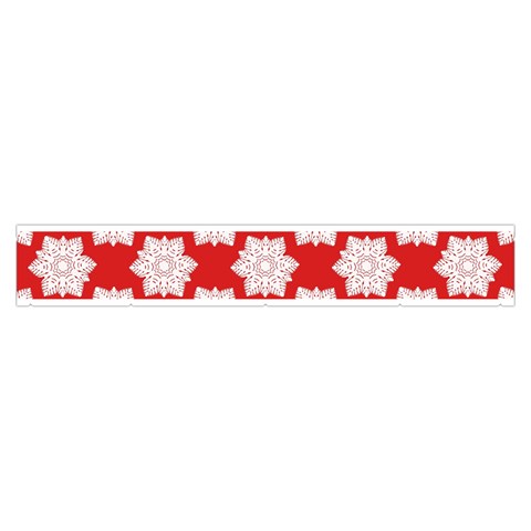 Christmas Snowflakes Background Pattern Make Up Case (Medium) from ArtsNow.com Zipper Back