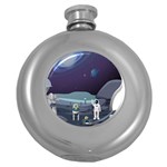 Alien Astronaut Scene Round Hip Flask (5 oz)