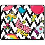 Vector Romantic Love Seamless Pattern Fleece Blanket (Medium)