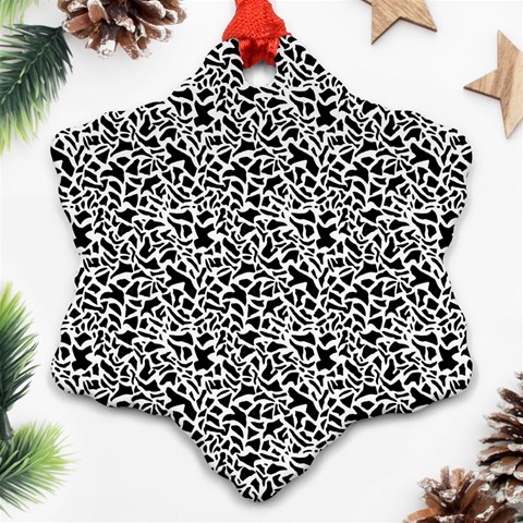 Black White Giraffe Pattern Snowflake Ornament (Two Sides) from ArtsNow.com Front