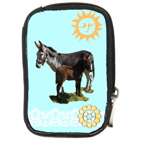 Jennyfoal Compact Camera Leather Case from ArtsNow.com Front