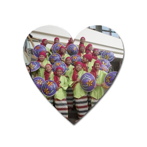 SDC10169 Magnet (Heart) from ArtsNow.com Front