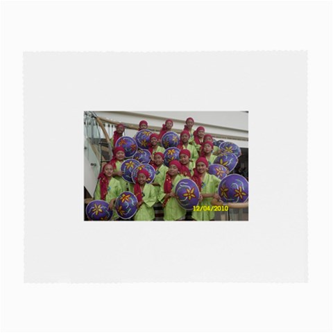 SDC10167 Glasses Cloth (Small) from ArtsNow.com Front