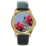 q Round Gold Metal Watch