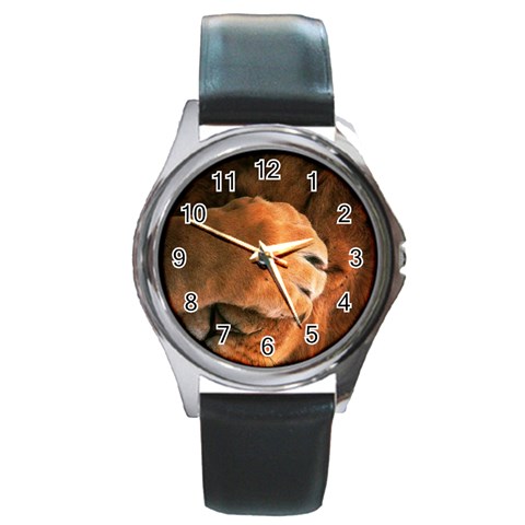 Animal Wallpapers 0028 Round Metal Watch from ArtsNow.com Front