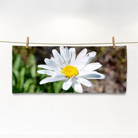 Daisy Hand Towel from ArtsNow.com Front