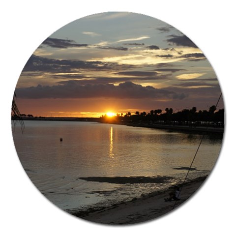 Tampa Magnet 5  (Round) from ArtsNow.com Front