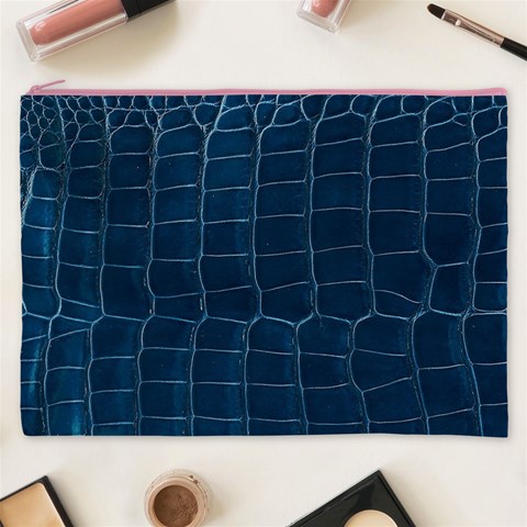 Leather Look & Skins Blue Silverback Cosmetic Bag (XXXL) from ArtsNow.com Front